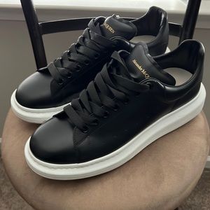 Alexander McQueens Size 12/eu 46